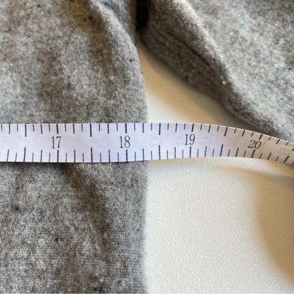 Unis New York Wool Linen Gray flannel size small - Picture 5 of 8